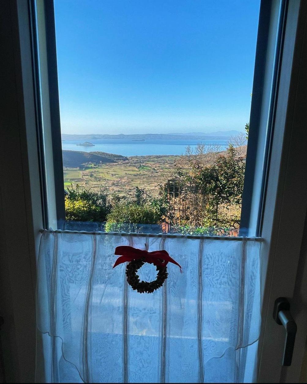 Un Giardino Sul Lago 蒙蒂菲阿斯科尼 外观 照片